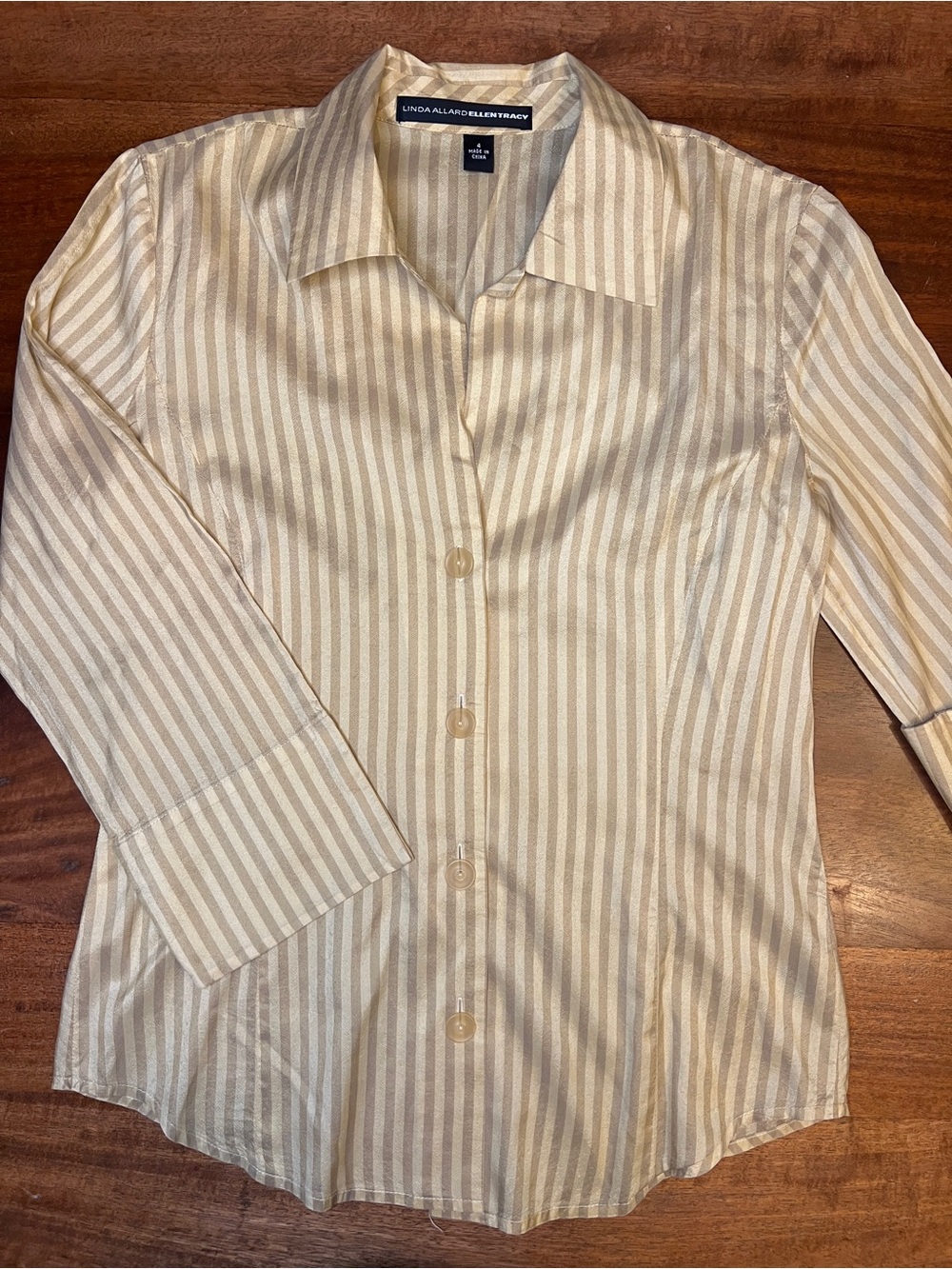 Linda Allard Ellen Tracy 100% Silk Stripe Button Down Blouse Gold Size 4 Office